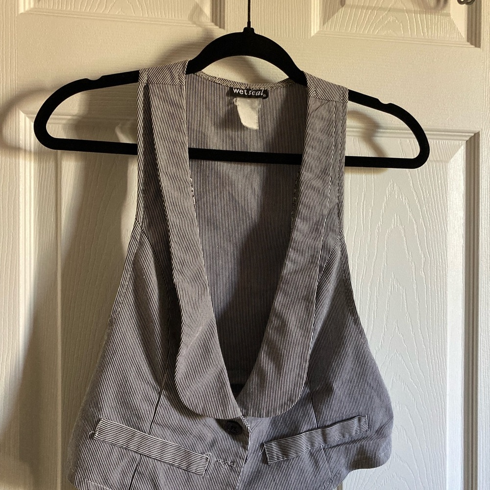 Wet Seal Gray Striped Vest Top